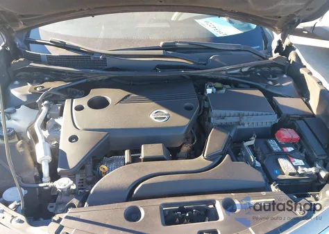 2015 Nissan Altima 2.5 S из США, поврежденный, VIN 1N4AL3AP8FC106136